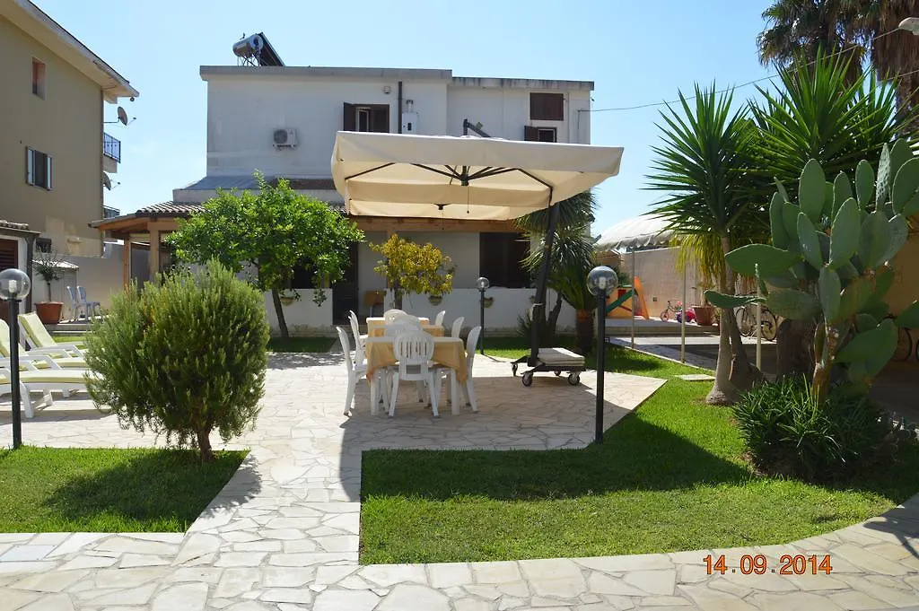 Mare e Sole Villa Urso-1