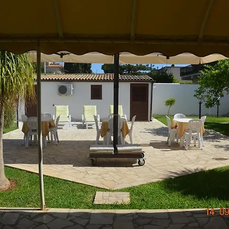 Mare e Sole Villa Urso-2